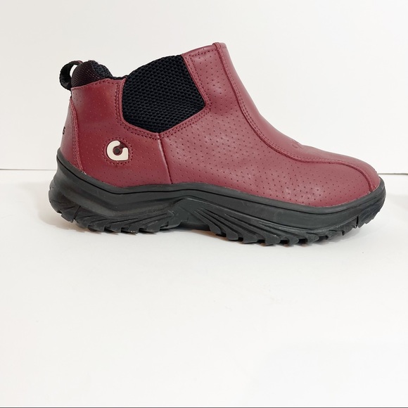 Women’s Red Gravis hiking shoe - Picture 6 of 7